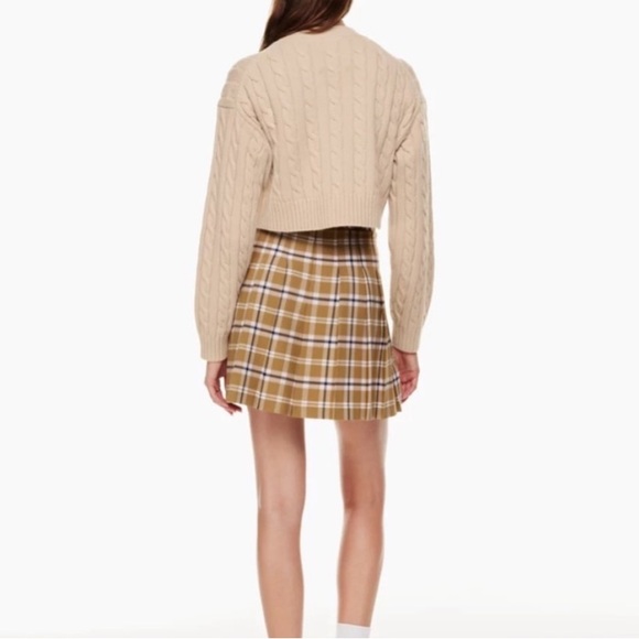 Aritzia Sunday Best Cooper knit Cardigan - Picture 5 of 11